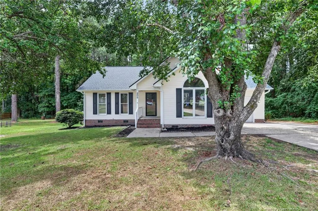 205 Whitechapel Lane, Raeford