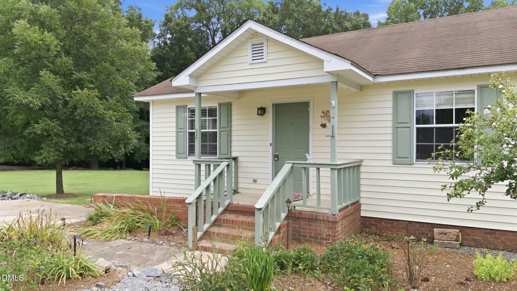 3805 Manor Drive, Clayton