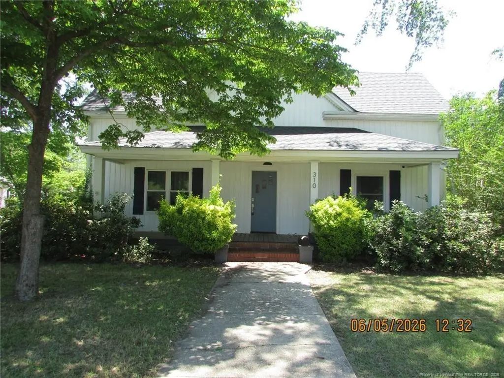 310 N Mckay Avenue, Dunn