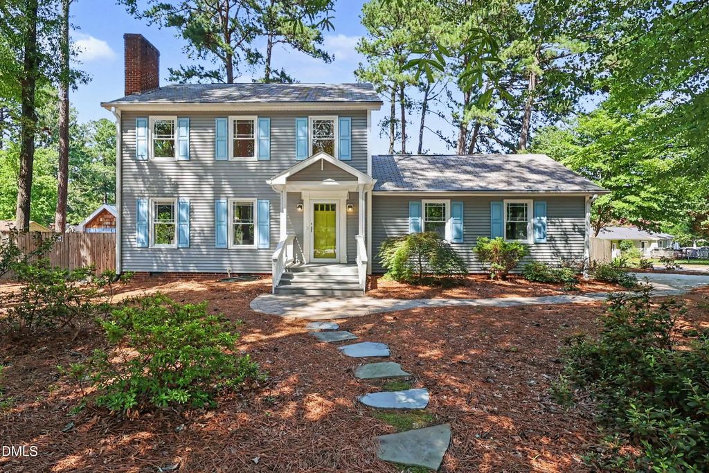 323 Walnut Street, Cary