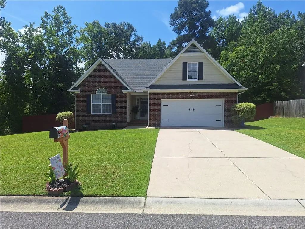 8701 Grouse Run Lane, Fayetteville