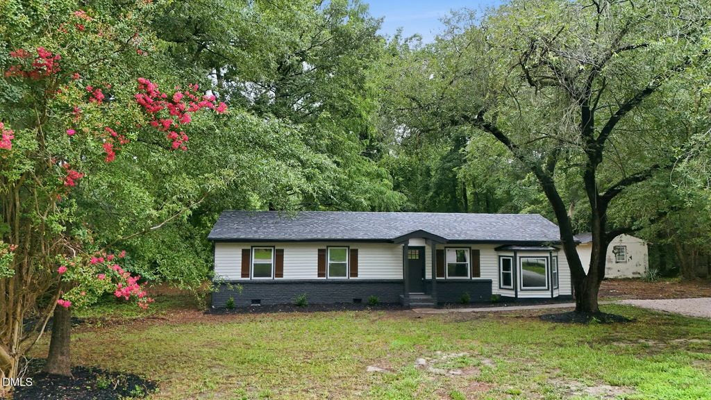 1209 Damascus Drive, Wendell