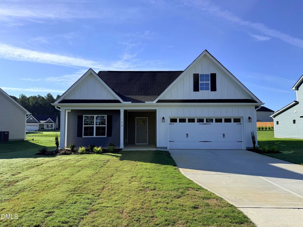 139 Grinnell Loop, Sanford