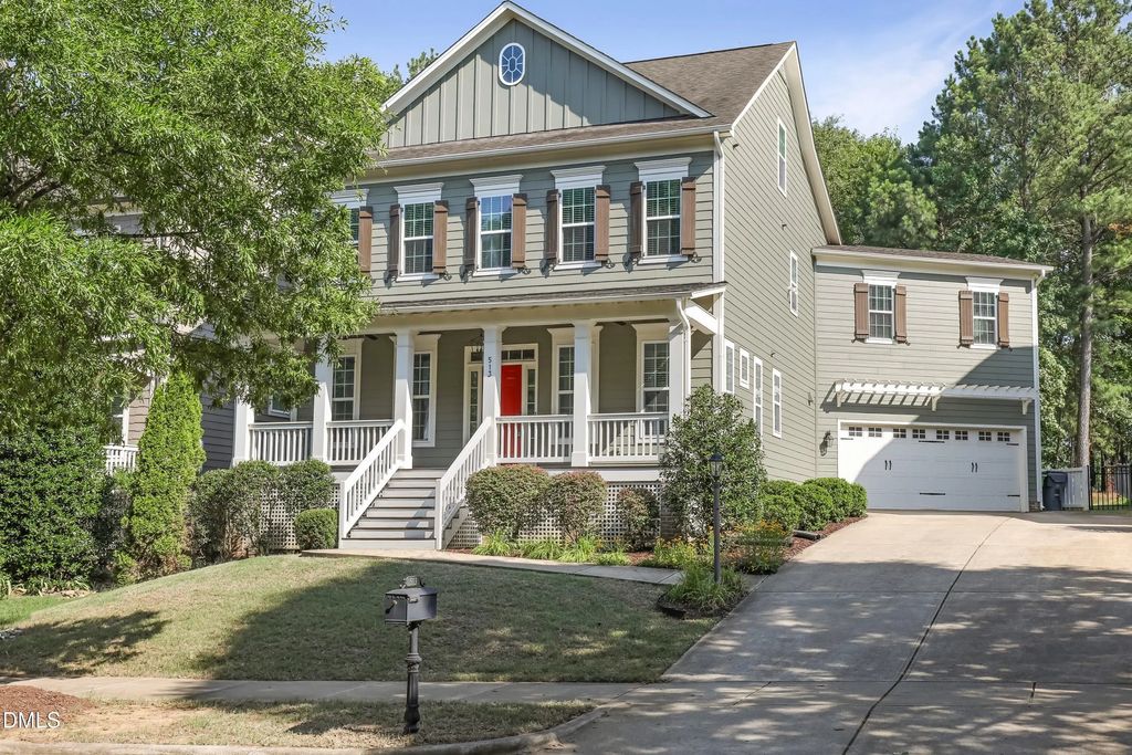 513 Morning Oaks Drive, Holly Springs