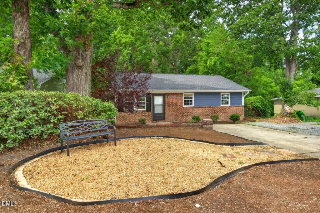 2312 N Oak Ridge Boulevard, Durham