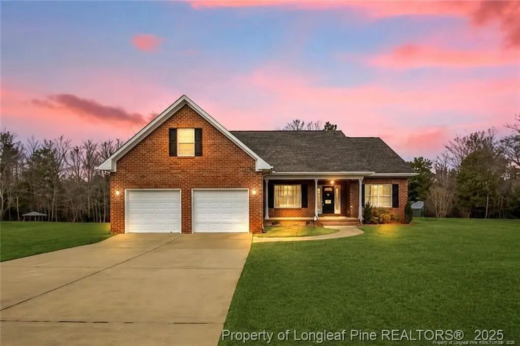 6980 Glynn Mill Farm Drive, Fayetteville