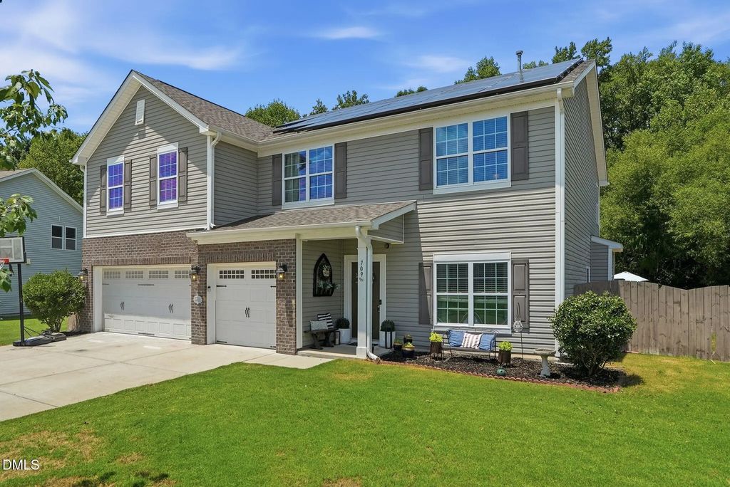 709 Harvest Point Drive, Fuquay Varina