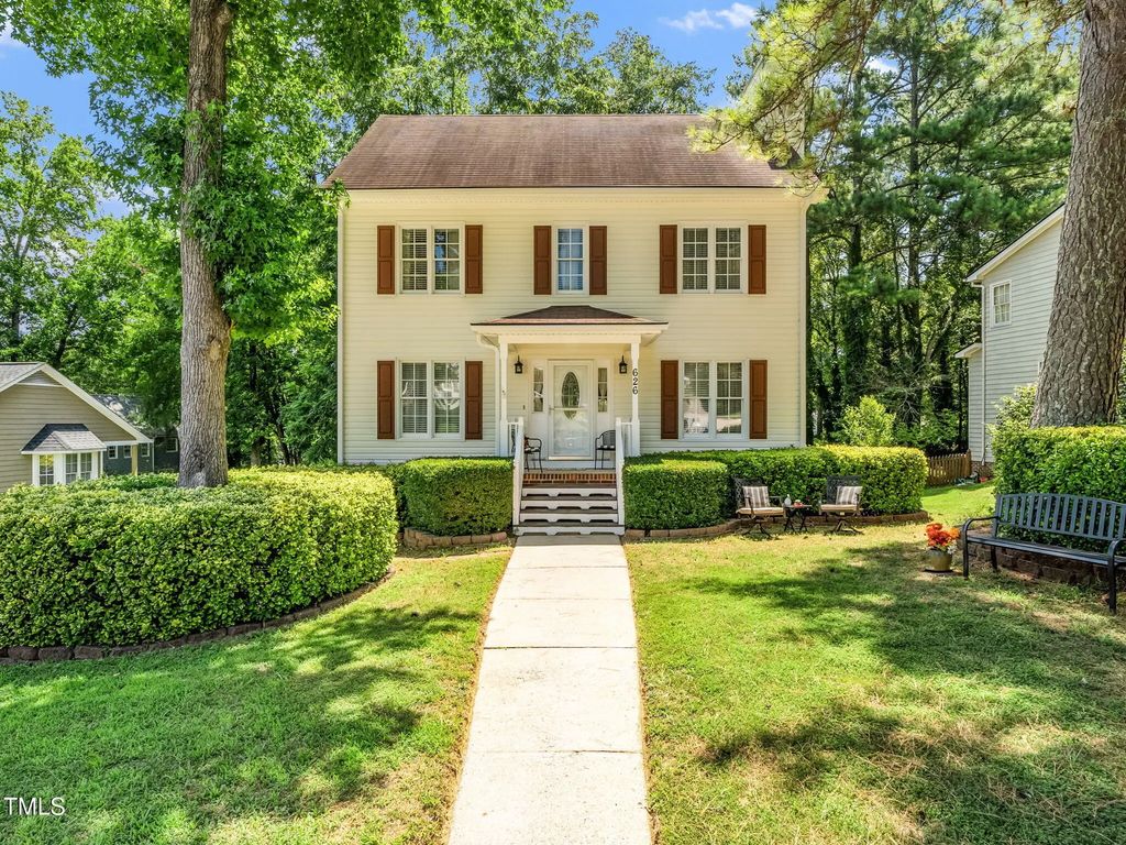 626 Galashiels Place, Wake Forest