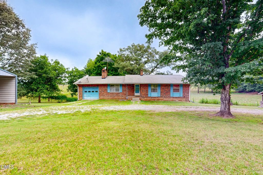 2072 Edwin Robertson Road, Roxboro