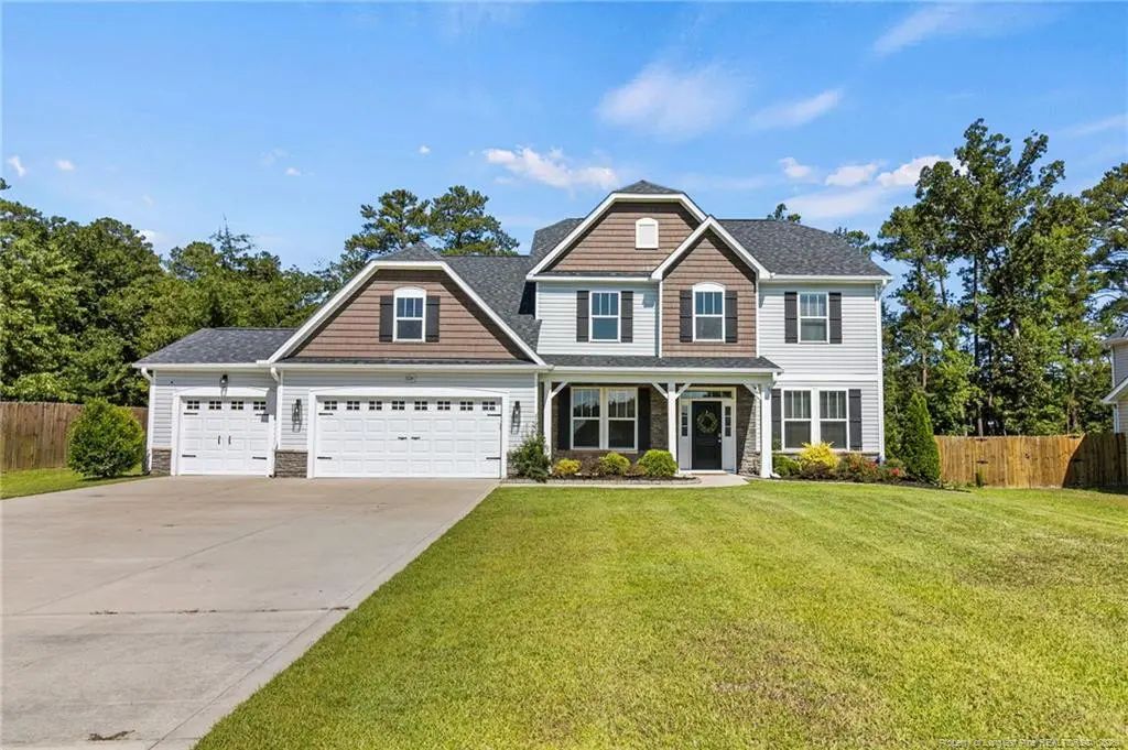 3324 Amour Drive, Fayetteville