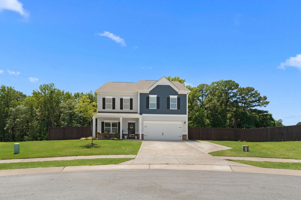 574 Troy Drive, Sanford