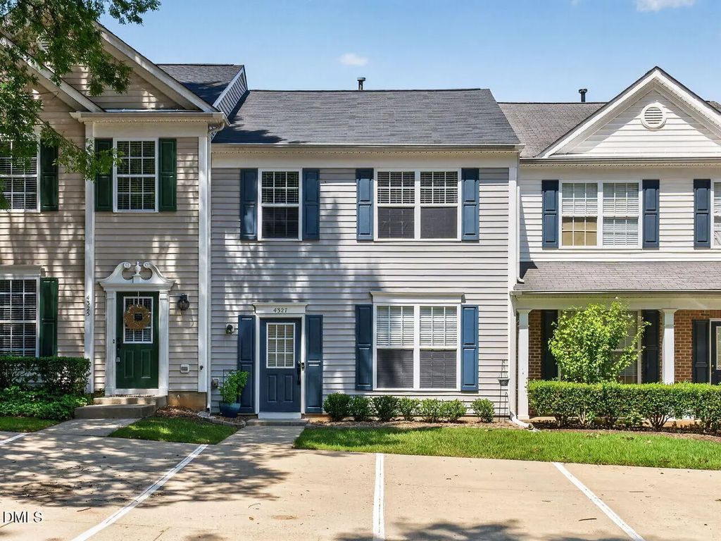 4327 Vienna Crest Drive, Raleigh