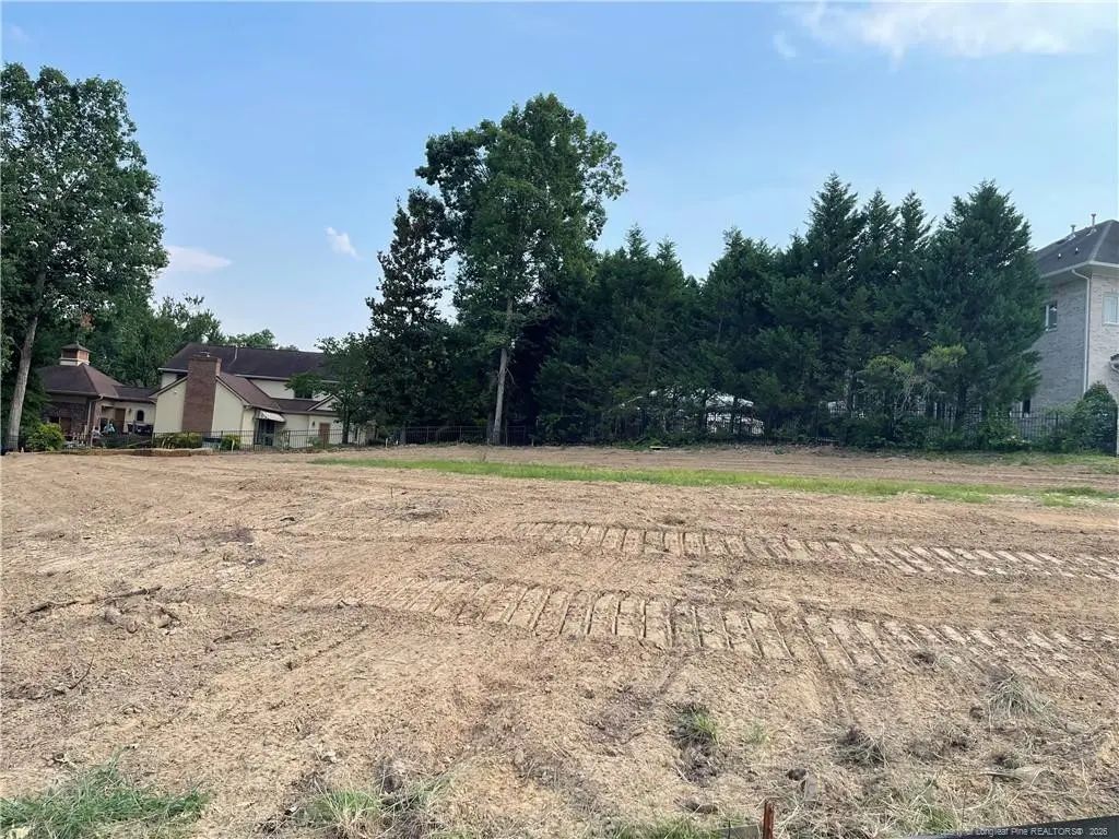 233 Forest Creek Drive, Fayetteville