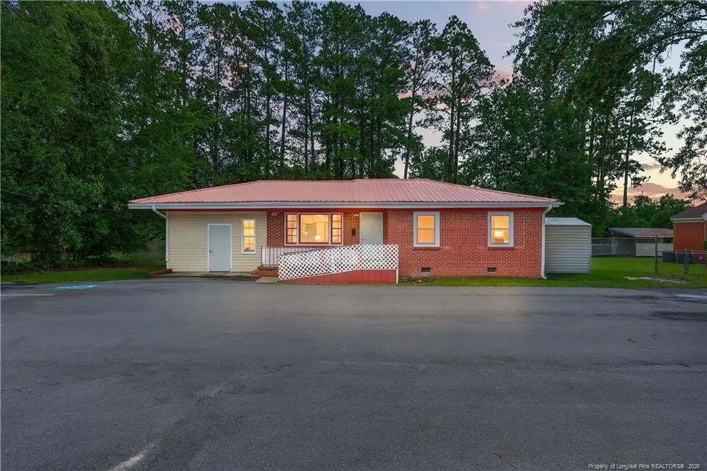 701 Harris Avenue, Raeford