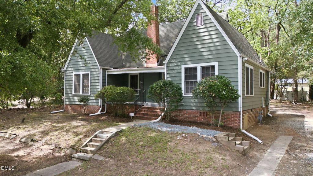 820 W Knox Street, Durham
