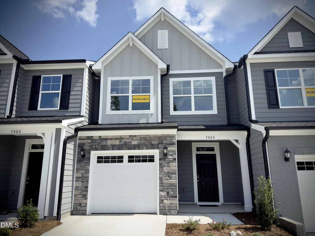 5404 Running Fox Lane, Durham