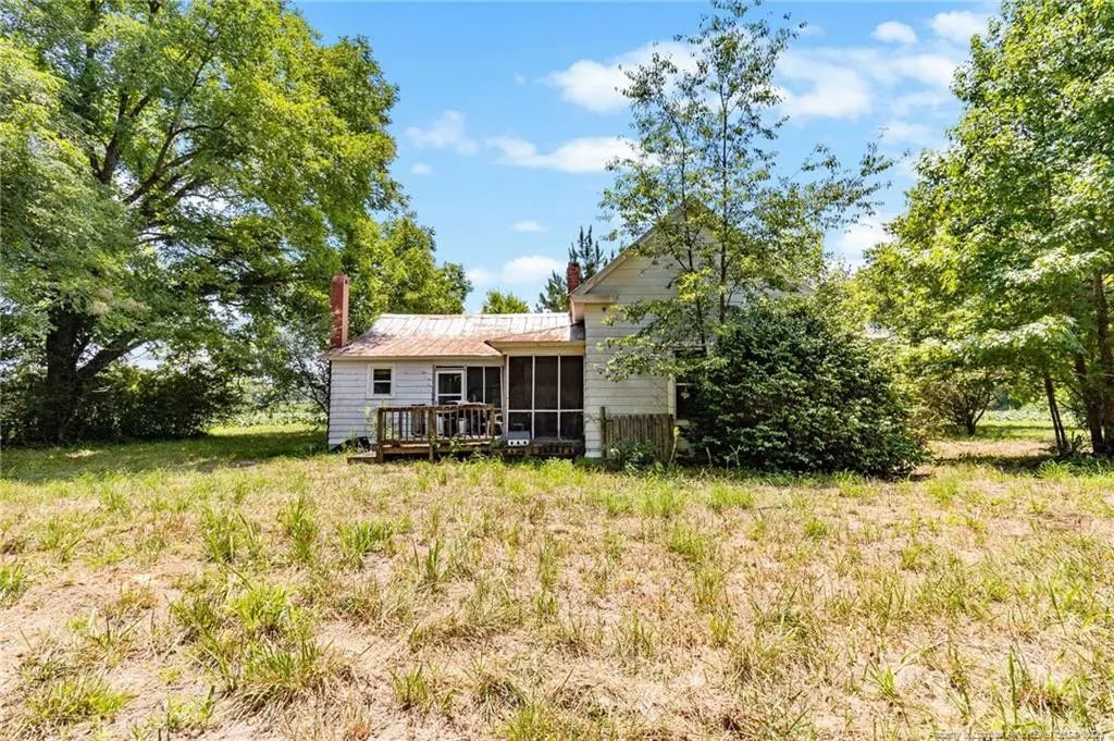 229 Fawn Lane, Sanford