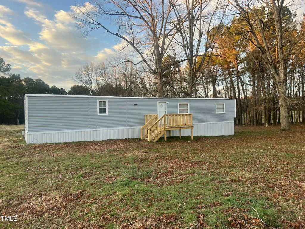 1638 Lickskillet Road, Warrenton