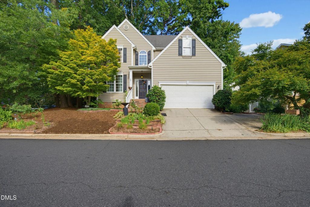 8901 Castleton Lane, Raleigh