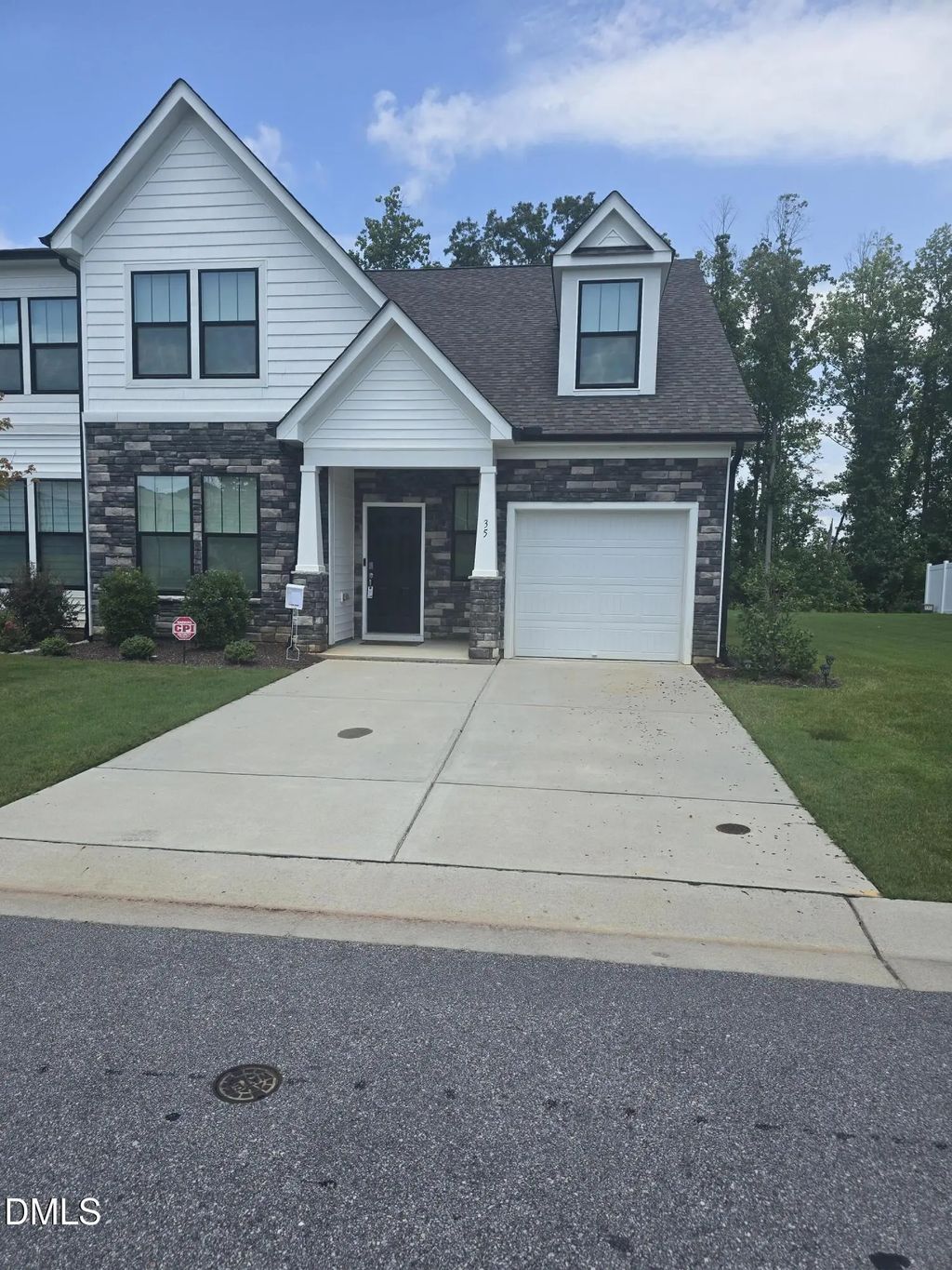 35 Whitley Rdg Drive, Clayton