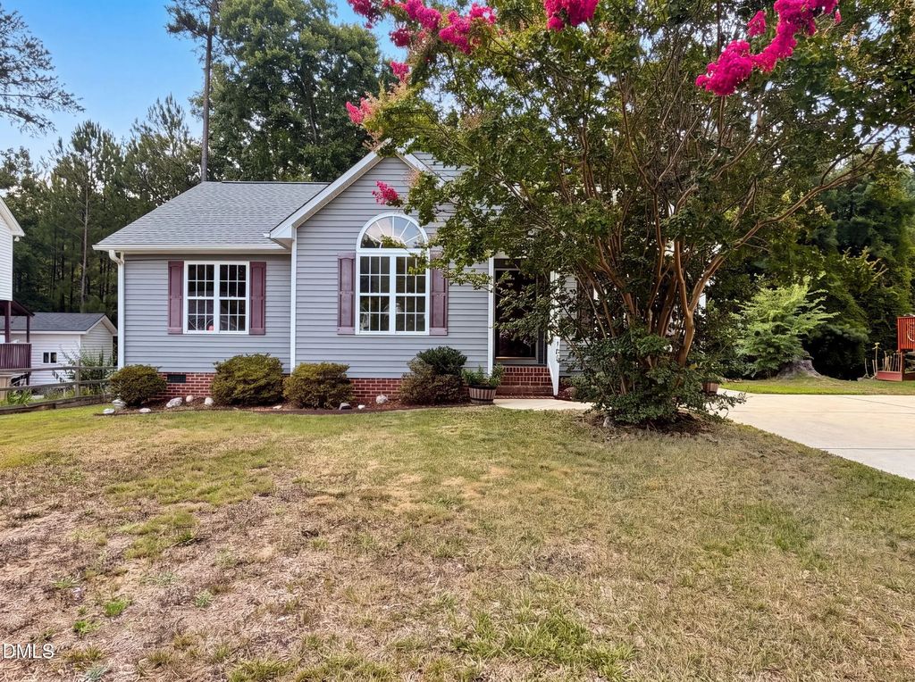 105 Gentle Rio Court, Garner