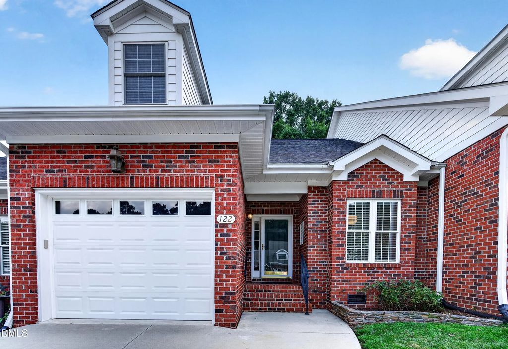122 Olde Manor Court, Siler City