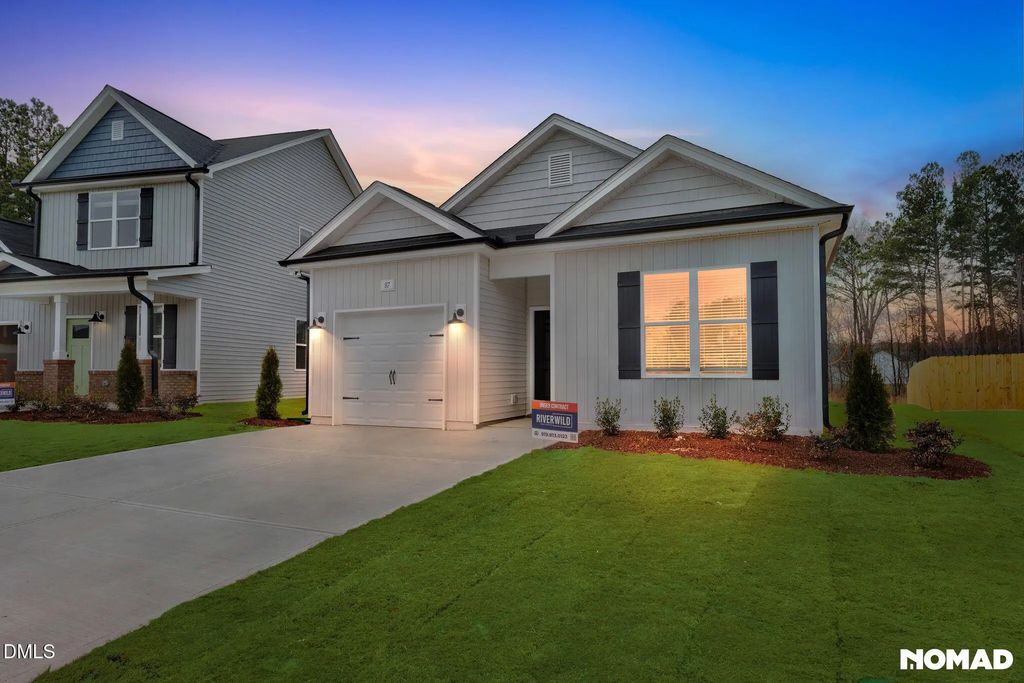 87 Goldenrod Loop, Clayton