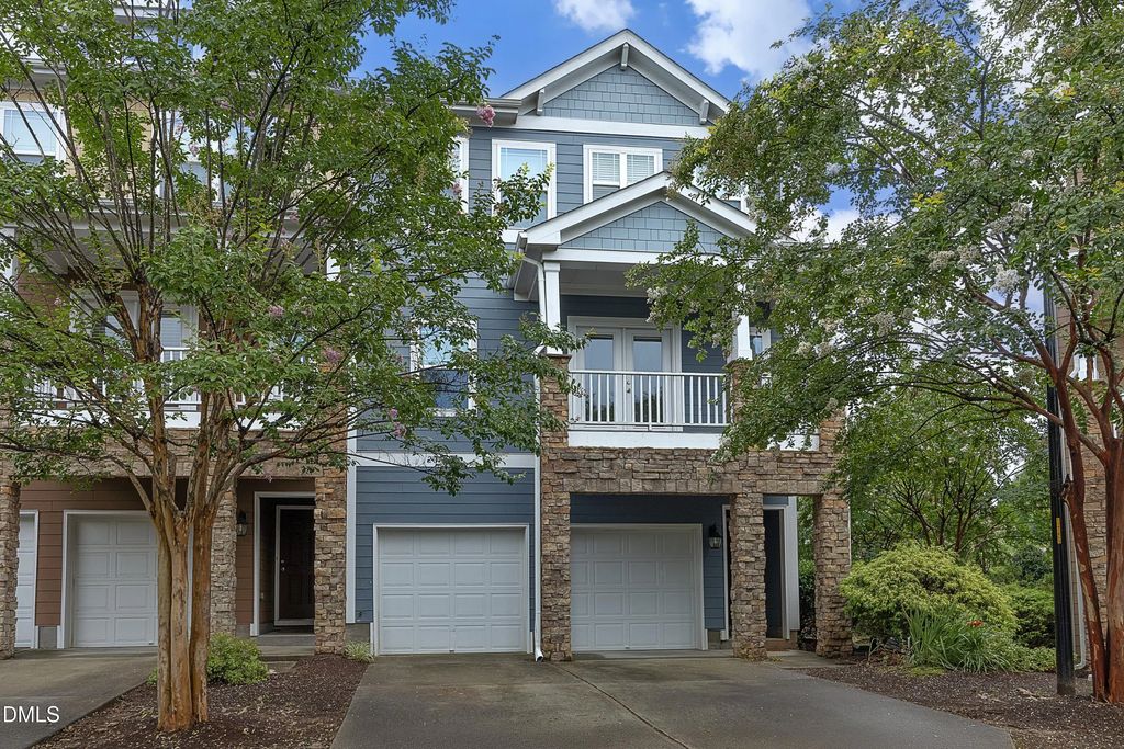2072 Jersey City Place, Apex