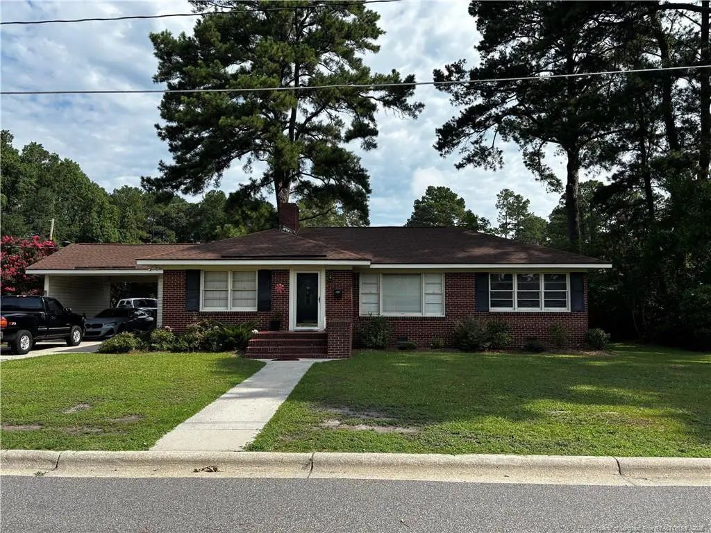 704 W 27th Street, Lumberton