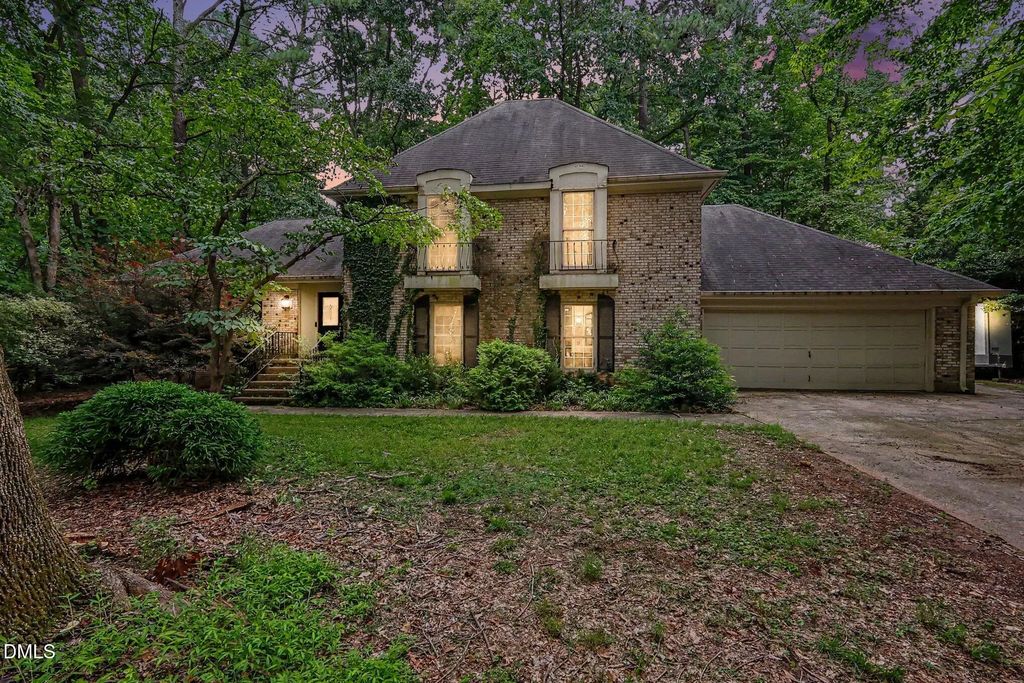 8804 N View Court, Raleigh