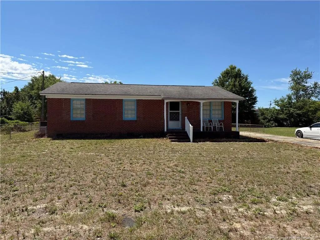 504 Eva Circle, Spring Lake