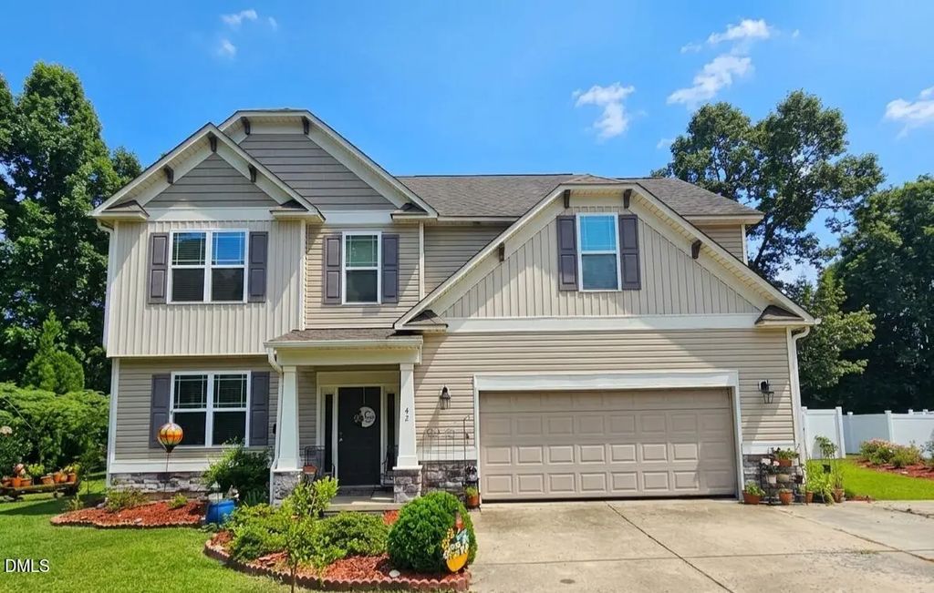 42 Burrage Drive, Angier