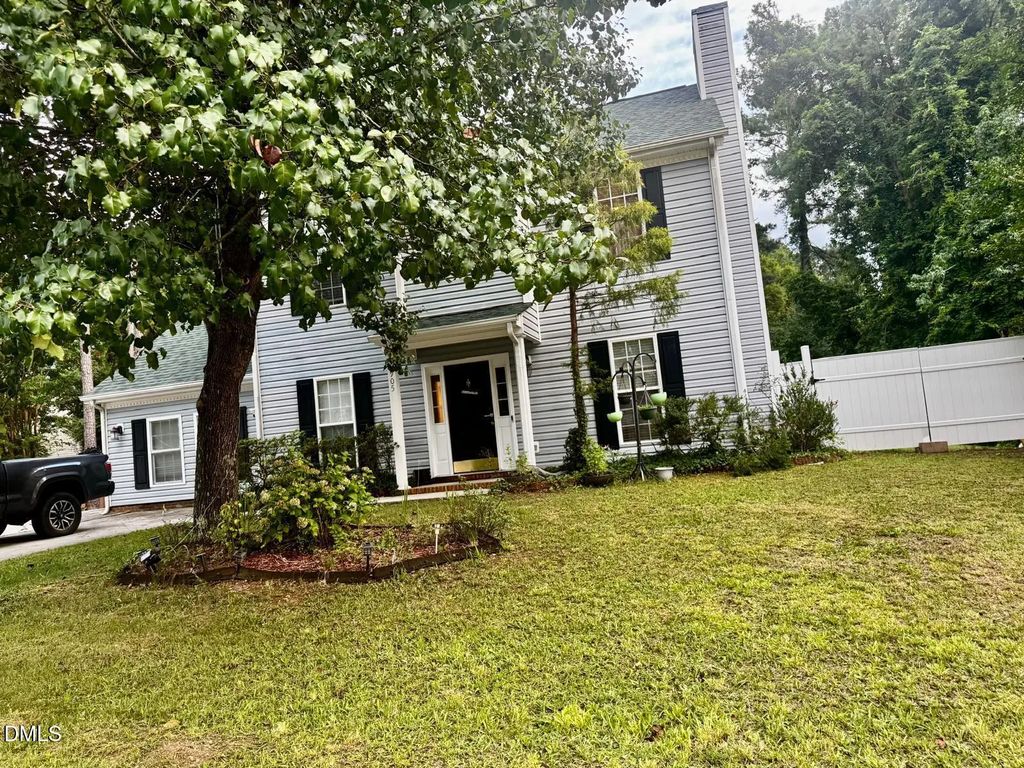 905 Sanderson Drive, Durham