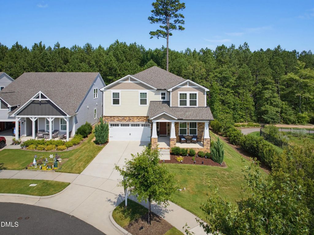 537 Oaks End Drive, Holly Springs