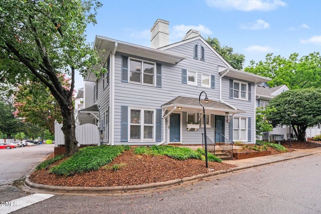 1402 Barton Place Drive, Raleigh