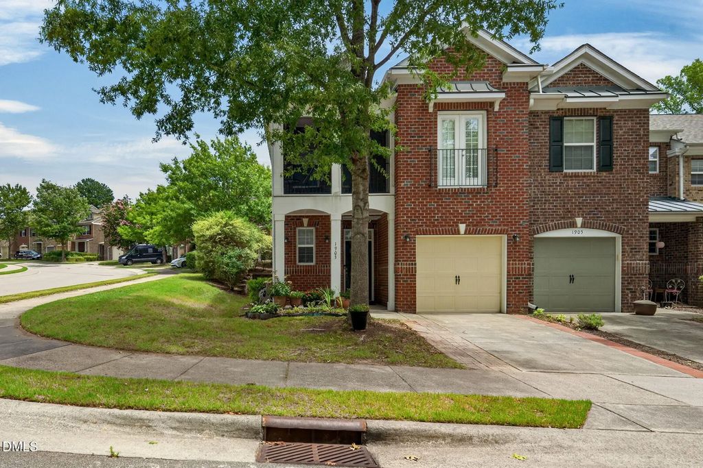 1903 Whirlaway Court, Cary
