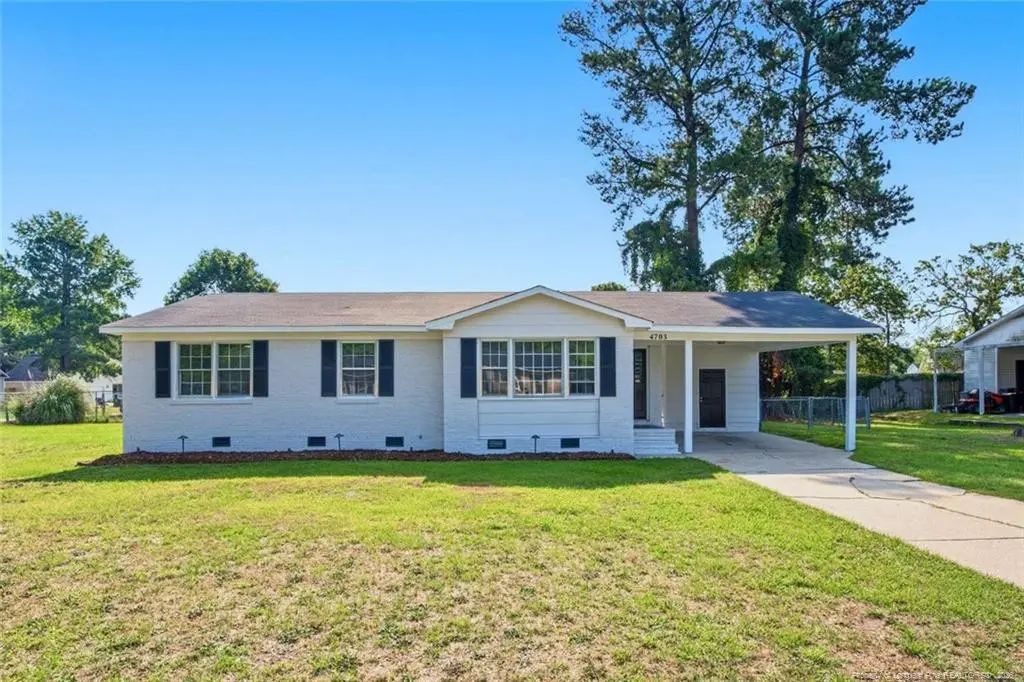4703 Quaker Court, Hope Mills