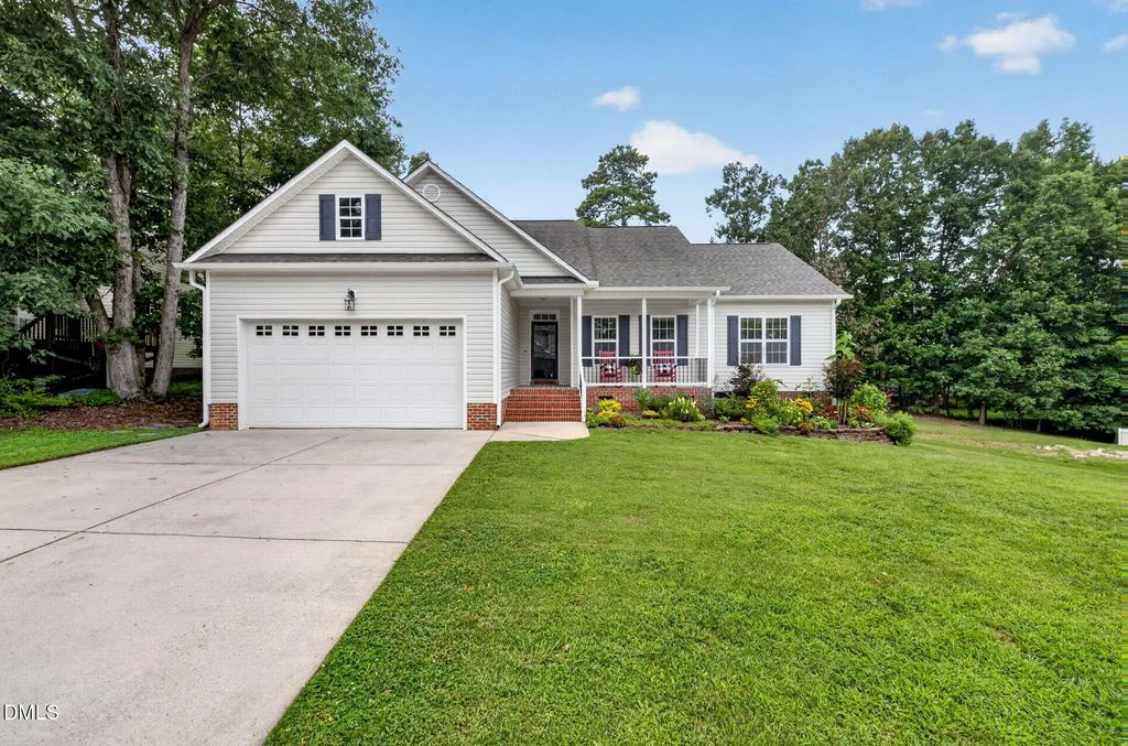 33 Greenfield Lane, Clayton