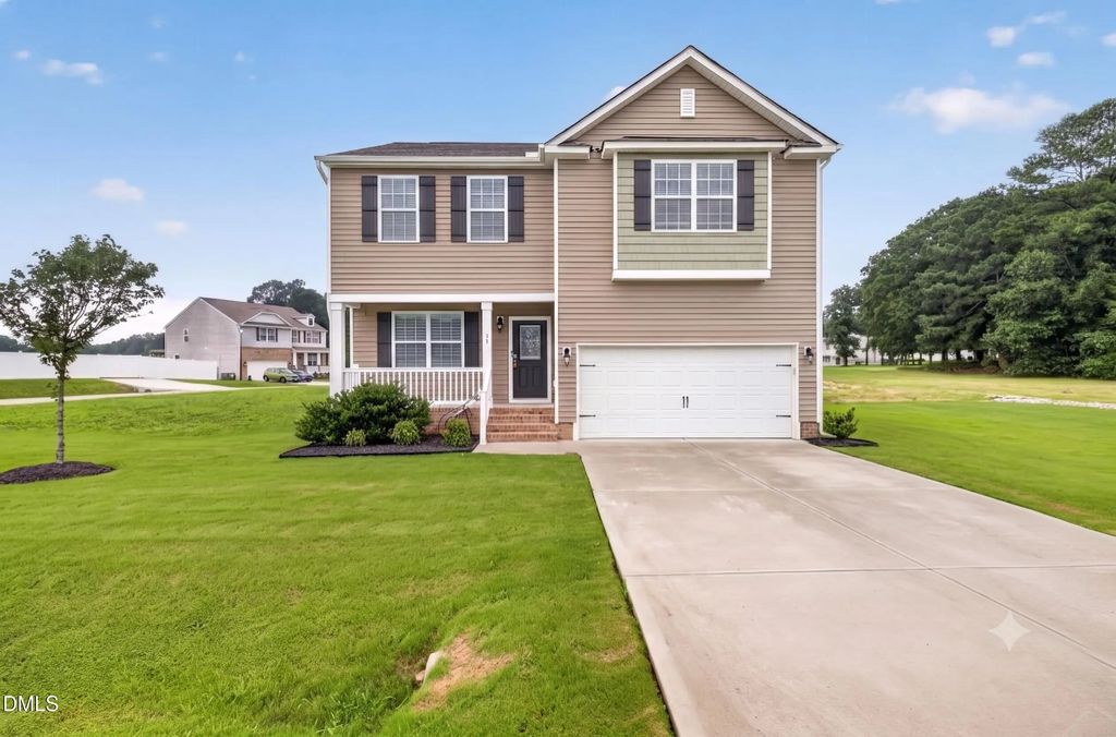 19 Rockwater Way, Zebulon