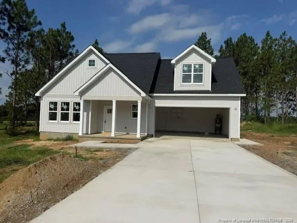 75 N Rabbit Run Drive, Smithfield
