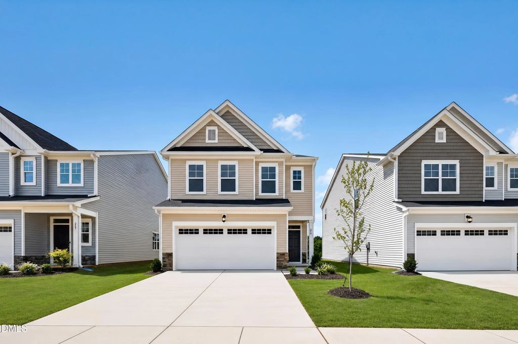 279 Beachcomber Drive, Lillington