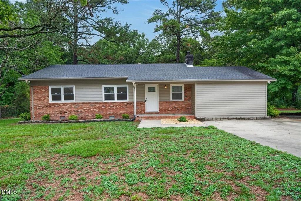 55 Medical Center Road, Lillington