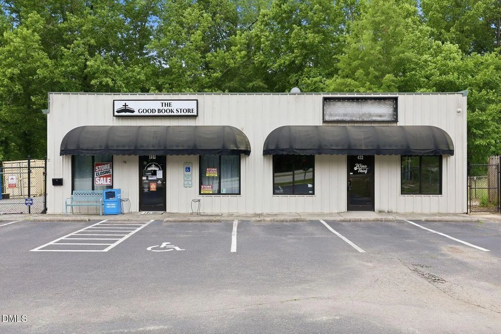 434 E Cornelius Harnett Boulevard, Lillington