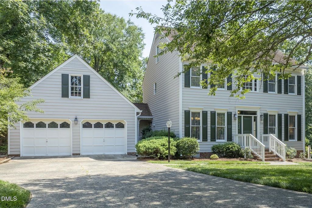 708 Flagstone Way, Durham