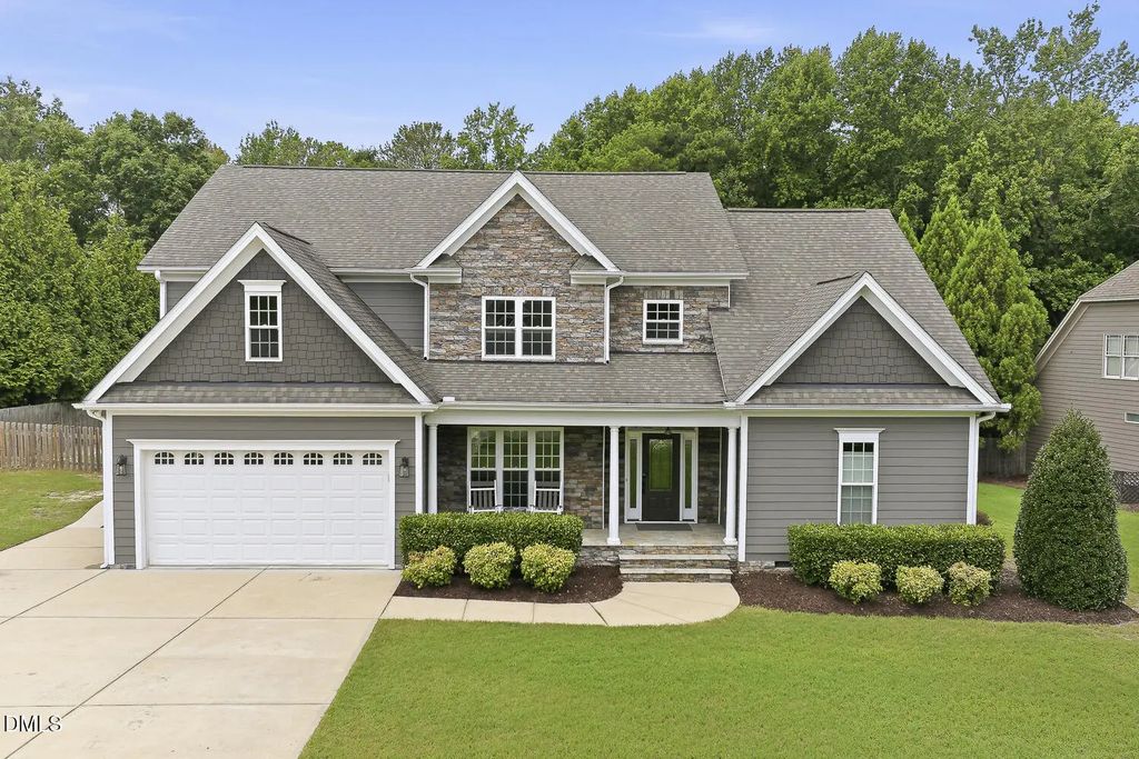 5916 Rounder Lane, Holly Springs