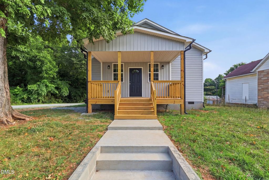 1302 Sidney Avenue, Burlington