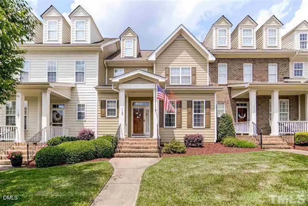 1109 Front Gate Lane, Wake Forest
