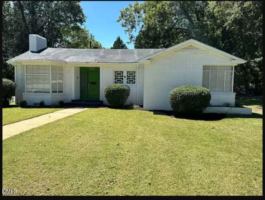 203 W Rockspring Street, Henderson