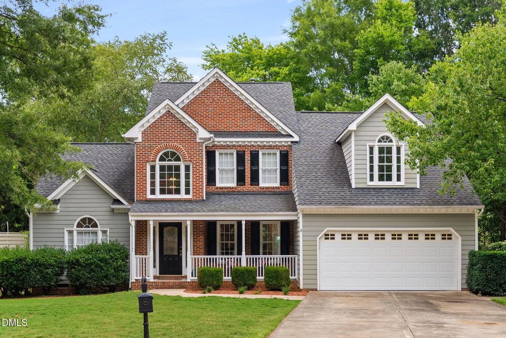 103 Hardaway Court, Cary
