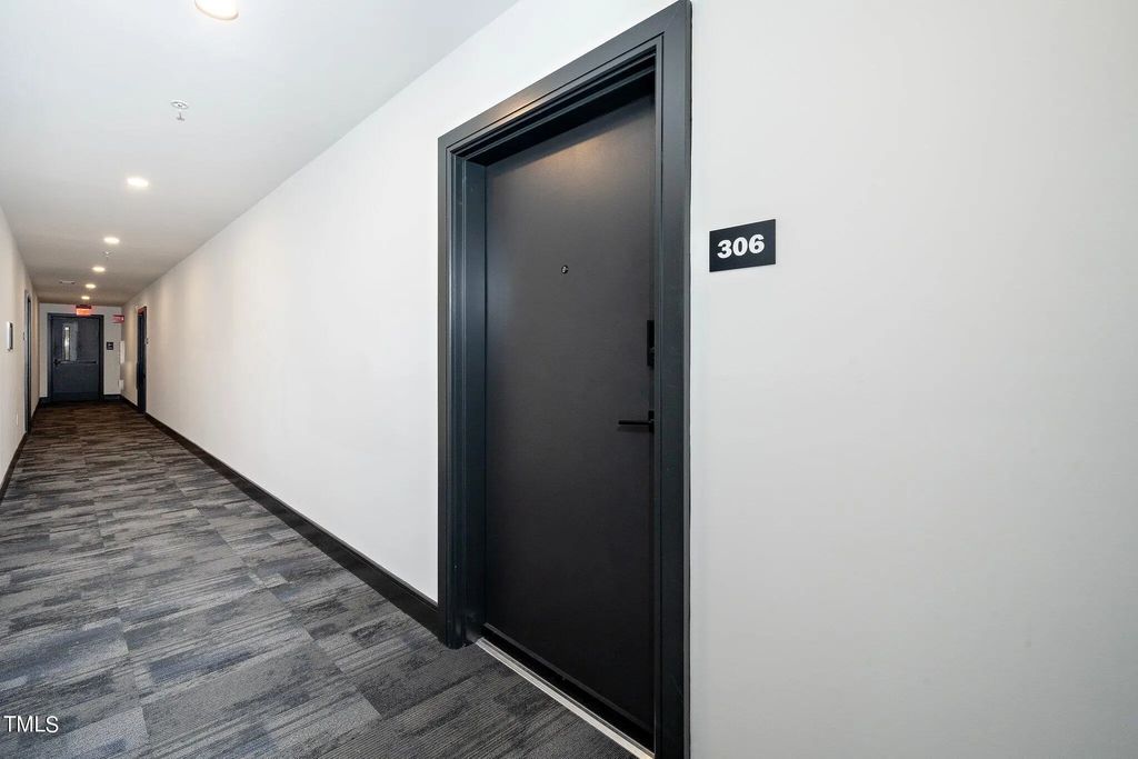 615 W Peace Street 306, Raleigh